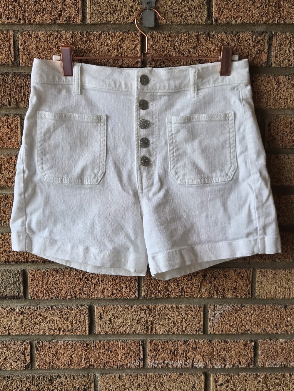 Gap Denim White High Rise Exposed Button Fly Patch Pocket Jean Shorts Size 26
